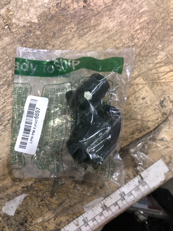 Photo 1 of 1 Pcs Large Microphone Clip, Adjustable Mic Holder for Stand, Mic Clip for Most Condenser and Wireless Microphones with Outer Diameter Range 1.1" from 2.3", with 5/8" Male to 3/8" Female Screw Adapter