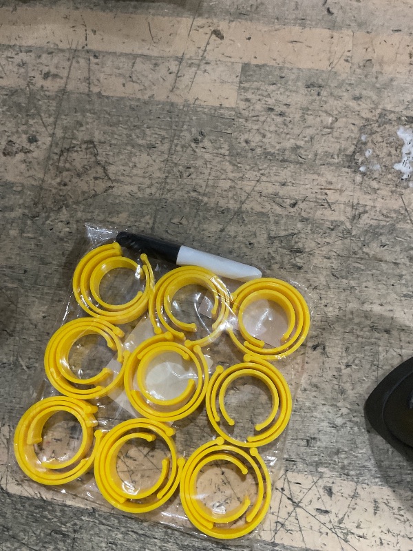 Photo 1 of 27pcs Label Clips for Bottles, 3 Sizes Plastic Bottle Label Clip with Marker Pen Reusable Medication Tags Easy Identification Organizer Accessories Supplies Compatible with 10-60ml