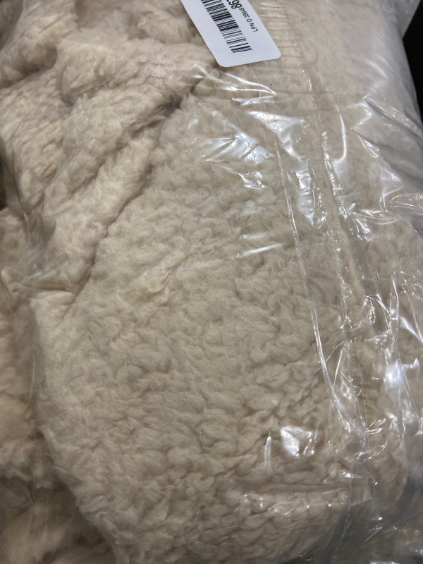 Photo 1 of 1 Pack 3 Calming Blankets Fluffy Premium Fleece Pet Blanket Soft Sherpa Throw for Dog Puppy Cat Beige Medium (30" x20'')