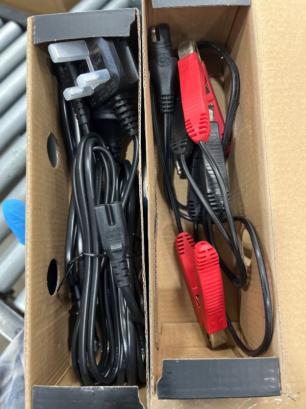 Photo 1 of **NOT NOCO**
Optimate 3 Dual Bank, TM-451, 7-Step 2x12V 0.8A Sealed Battery Saving Charger & maintainer
RETAIL $143