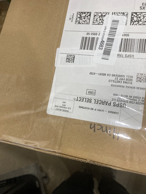 Photo 1 of 4pcs True 4 * 4inch Split Style Vinyl Fence Post Skirt/White Color PVC Post Cover/Skirt Shoe for Hand and Stair Rails, Two-Piece England Base Trim Ring Railing