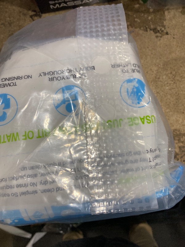 Photo 1 of 100 Pcs Body Wipes for Adults Bathing No Rinse, Bath Wipes Rinse Free Dry Shower Wipe for Adults. Soap Infused, Disposable Body Cloth for Elderly, Camping, Hiking, GYM & Travel (4 Pack)