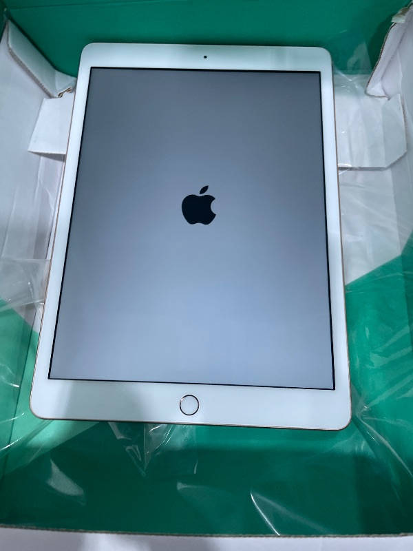 Photo 1 of ***UNLOCKED/OPEN/FULLY FUNCTIONAL***
2020 Apple iPad (10.2-inch, WiFi, 128GB) - Gold (Renewed Premium)