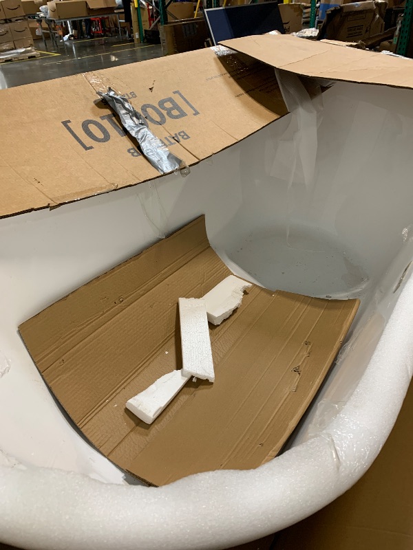 Photo 1 of *MAJOR DAMAGE*
WOODBRIDGE 67" Acrylic Freestanding Bathtub Contemporary Soaking White Tub with Brushed Gold Overflow and Drain,B0010-BG