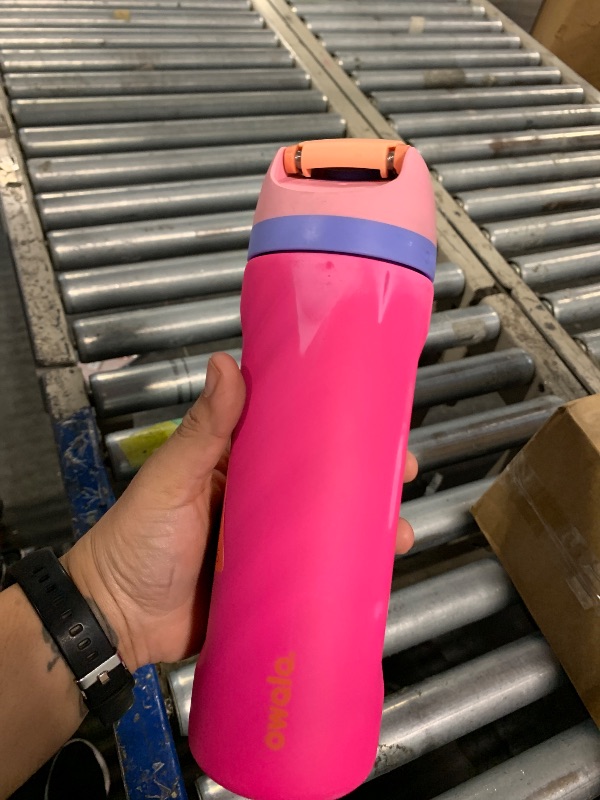 Photo 1 of **DAMAGED**
Owala FreeSip Insulated Stainless Steel Water Bottle with Straw for Sports, Travel, and School BPA-Free Sports Water Bottle, 24 oz, Strawberry Fields