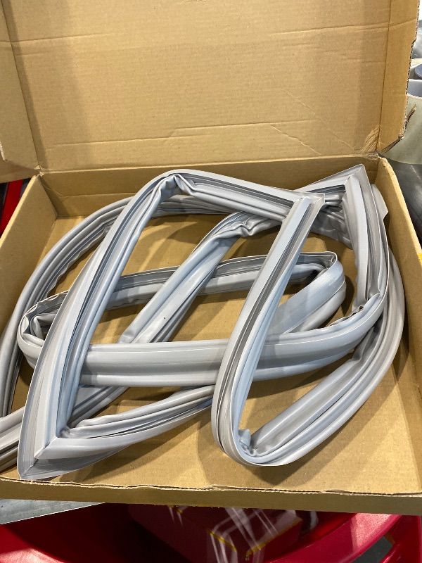Photo 1 of *UNTESTED*
ApplianPar Refrigerator Freezer Door Gasket Seal 5304506131 for Frigidaire Kenmore Tappan AP6031565 216522378 5304505531 PS11766436