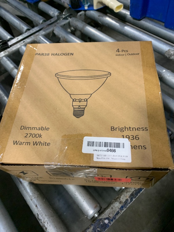 Photo 1 of **ONLY 2**
RAGFOZ Par38 Halogen Flood Light Bulb 90W 120V, 4Pcs Outdoor PAR38 90W Light Bulbs,Dimmable, E26 Medium Base, Warm White, High Output Reflector Flood Lights for Indoor and Outdoor