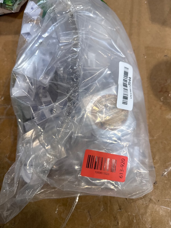 Photo 1 of **DAMAGED**
6PCS Portable Card Clear Spray Bottles 50ML Refillable Plastic Perfume Atomizer Vials for essential oils,facial mists hair moisturizing water hand sanitizer,3 funnels are also given away (White)