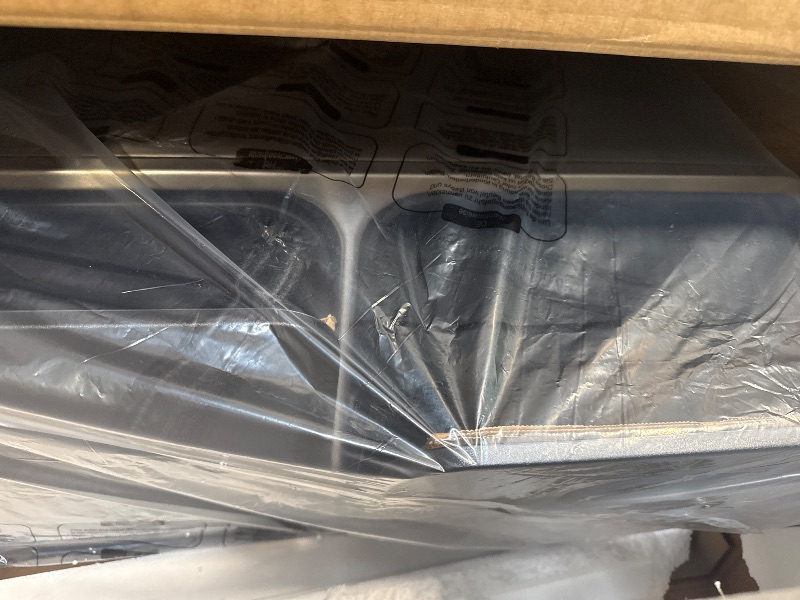 Photo 1 of **MAJOR DAMAGE**
SONGMICS Trash Can, 2 x 10.6 Gallon (2 x 40 L) Garbage Can for Kitchen, with 15 Trash Bags, 2 Compartments, Plastic Inner Buckets and Hinged Lids, Airtight, Silver and Black ULTB730E80