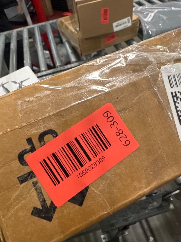 Photo 1 of *MINOR DAMAGE - USED*
Pyrex Deep Glass Baking Dish with Plastic Lid, Deep Casserole Dish, Glass Food Container, Oven, Freezer and Microwave Safe, Clear Container, 7x11