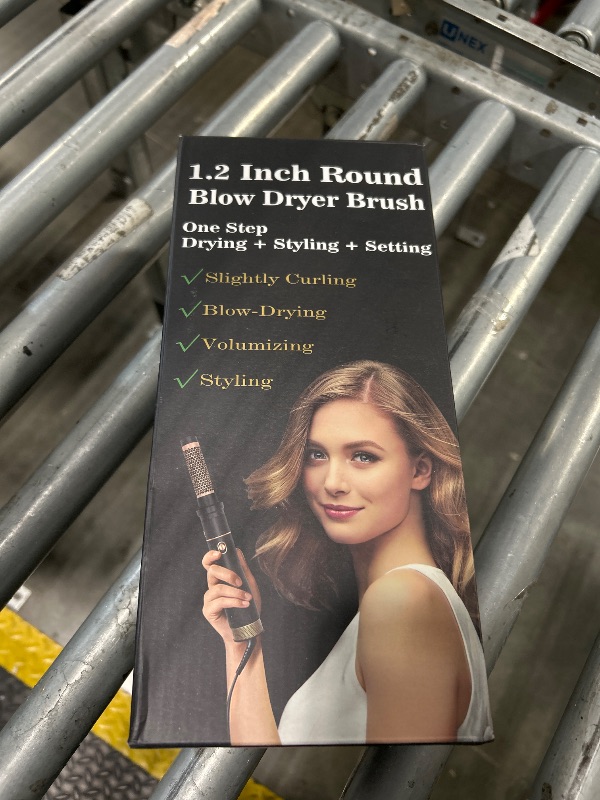 Photo 1 of **UNTESTED**
Round Hair Blow Dryer Brush - 1.2 Inch Ceramic Barrel Hair Dryer Brush for Short/Middle Hair, One Step Drying, Volumizing, Straightening and Styling, Negative Ionic Dryer Brush (Black-Golden, 1.2)