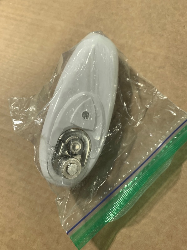 Photo 1 of *UNTESTED*
Cooks Professional Electric Can Opener - Redefine Cooking Ease for Seniors & Arthritic Patients with Innovative Hands-Free Operation and One Touch Design (Purple)