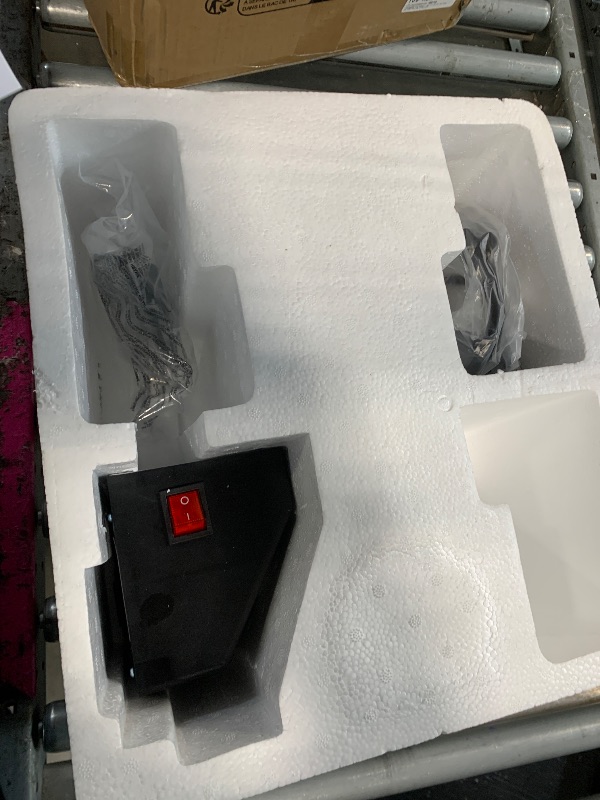 Photo 1 of *UNTESTED*
VEVOR 8 in 1 Heat Press Machine 15x15 Inch, 360° Swing Away Shirt Press Machine - Digital Professional Heat Transfer Tshirt Press Machine, Sublimation Heat Press for T Shirts Hat Cap Mug Plate Blue