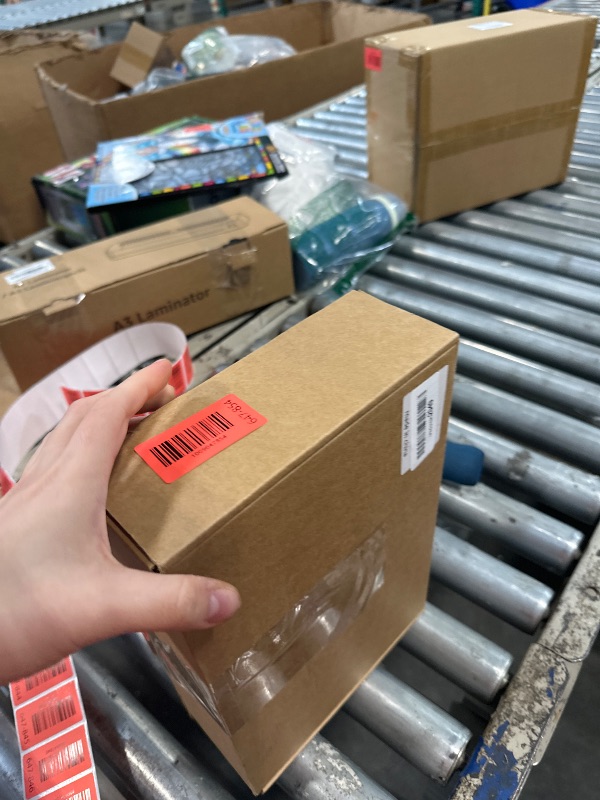 Photo 1 of ***MAJOR DAMAGE*** Adjustable Desktop Microphone Stand, Microphone Arm Mic Stand for Fifine AM8, K669B, Blue Yeti, HyperX QuadCast, SoloCast & AT2020, Studio Webcams Recording/Podcasting/Streaming