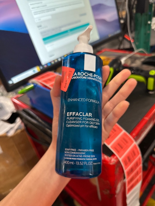 Photo 1 of *MINOR DAMAGE - USED*
La Roche-Posay Effaclar Purifying Foaming Gel Cleanser for Oily Skin, With Zinc Pidolate To Remove Excess Oil & Shine, Alcohol Free & Oil Free, Sensitive Skin Tested