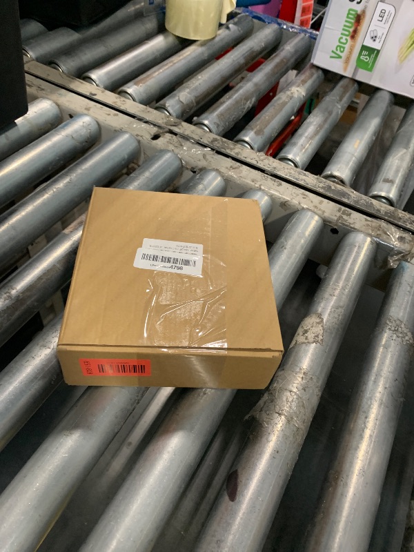 Photo 1 of *UNTESTED*
VinSees Modern Golden Table Clock on Stand, Decorative Desk and Shelf Clock, Mantel Clock Farmhouse Clock Non-Ticking, Home Décor for Living Room, Bedroom, Bedside, Desk, Gift Clock (Gold)