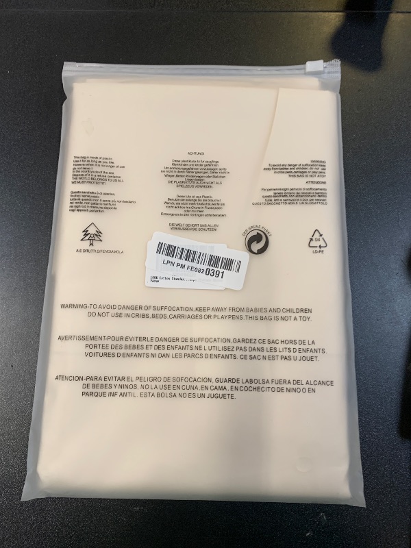 Photo 1 of 100% Cotton Standard Pillowcases Set of 2, Deep Dream 600 Thread Count Pillow Cases, 20x26 Inches, Super Soft and Breathable Envelope Closure (Cream)