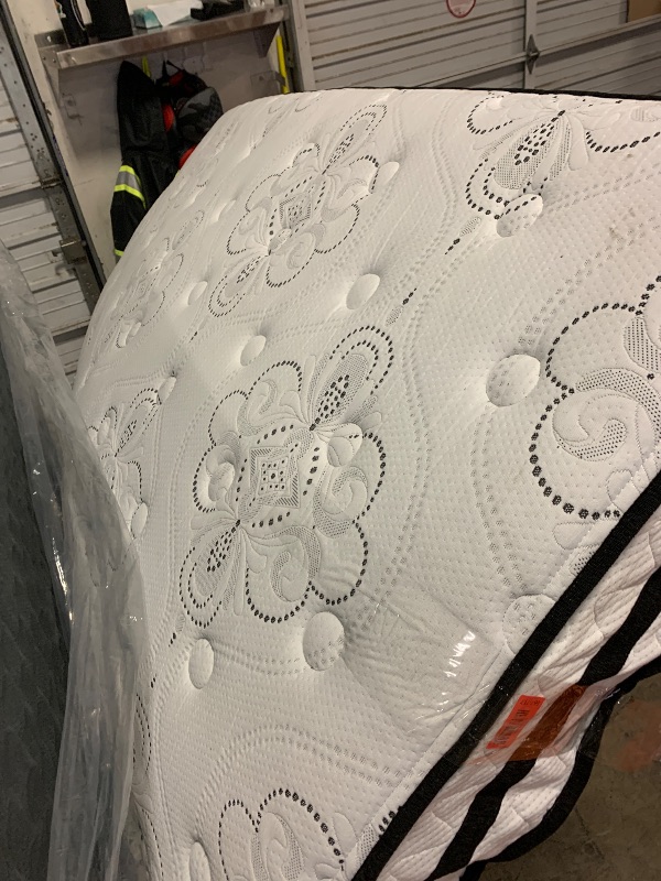 Photo 1 of *USED/DIRTY** Signature Design by Ashley California King Size Chime 10 Inch Medium Firm Hybrid Mattresswith Cooling Gel Memory Foam for Pressure Relief, Fiberglass Free, Mattress In A Box