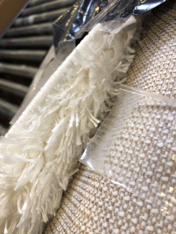 Photo 1 of *UNKNOWN MEASUREMENTS* XL White Carpet