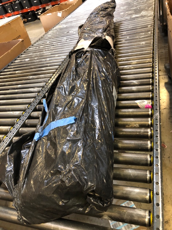 Photo 1 of *UNKNOWN MEASUREMENTS* XL White Carpet