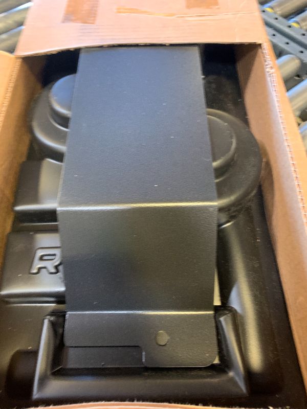 Photo 1 of Missing everything besides skid plate and lift blocks----------------------------------------------------------------------------------------------------------------------------------Rough Country 3.5" Lift Kit with N3 Loaded Struts/N3 Rear Shocks for Che