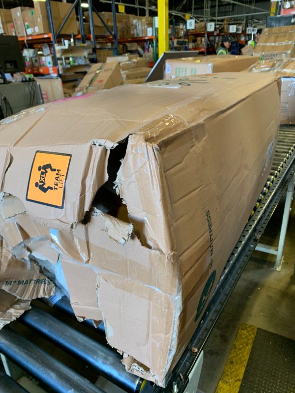 Photo 1 of Zinus 14 Inch King Green Tea Memory Foam Mattress, Fiberglass Free, Medium Firm Feel, Zoned Pressure Relief, Certified Safe Foams & Fabric, Mattress in A Box