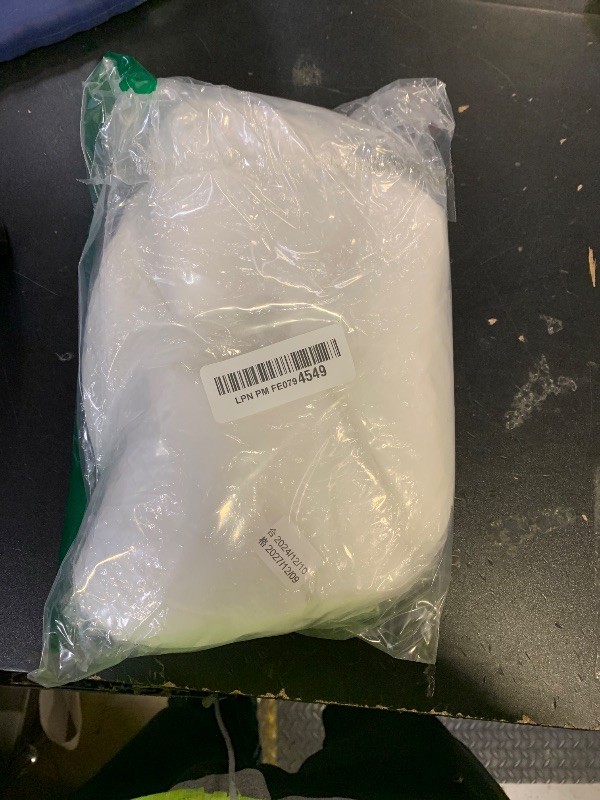 Photo 1 of 100Pcs Disposable Face Rest Massage Cover, Massage Table Face Hole Covers Face Covers Soft Non Sticking Head Covers, Headrest Covers for Massage Tables & Massage Chairs (White)