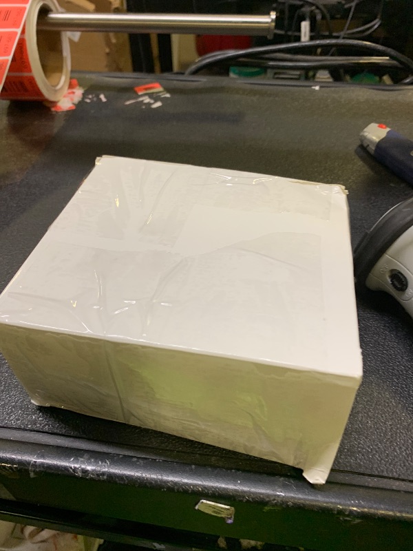 Photo 1 of ?4 Units? Presentation Clicker with 4 Cases Wireless Presenter Remote PowerPoint Pointer Slide Advancer for Mac Laptop PC Computer Keynote