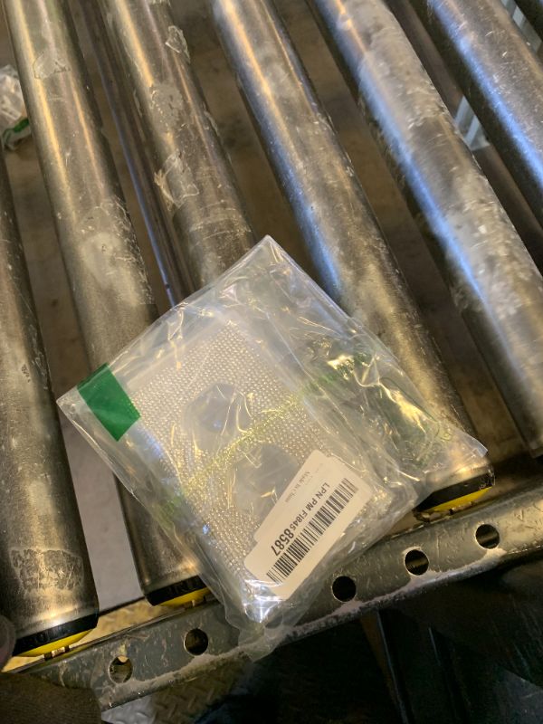 Photo 1 of (3PCS) Bling Light Switch Cover and sockets, Shiny Rhinestones Wall Plate Cover ?Outlet Covers ?Silver Shiny Sparkle Bling Crystal Rhinestones Wall Plate Cover(3PCS)