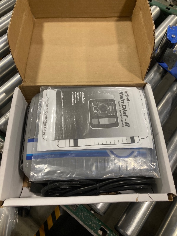 Photo 1 of Irritrol Rain Dial RD600-INT-R 6 Station Indoor Irrigation Controller