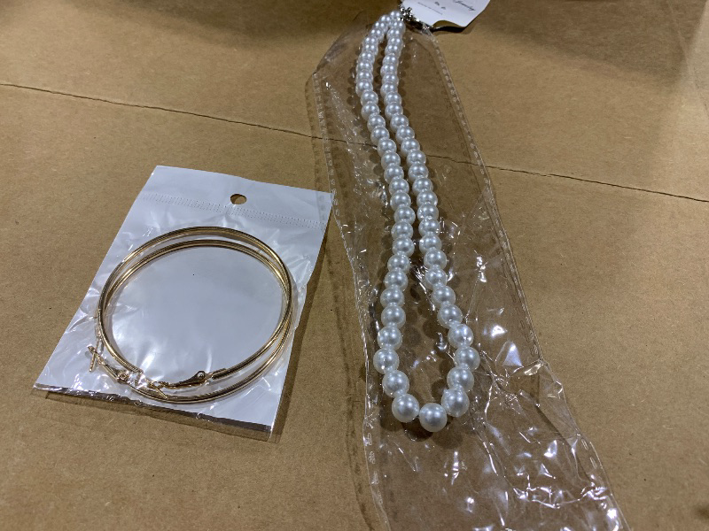 Photo 1 of  Accessories Set 