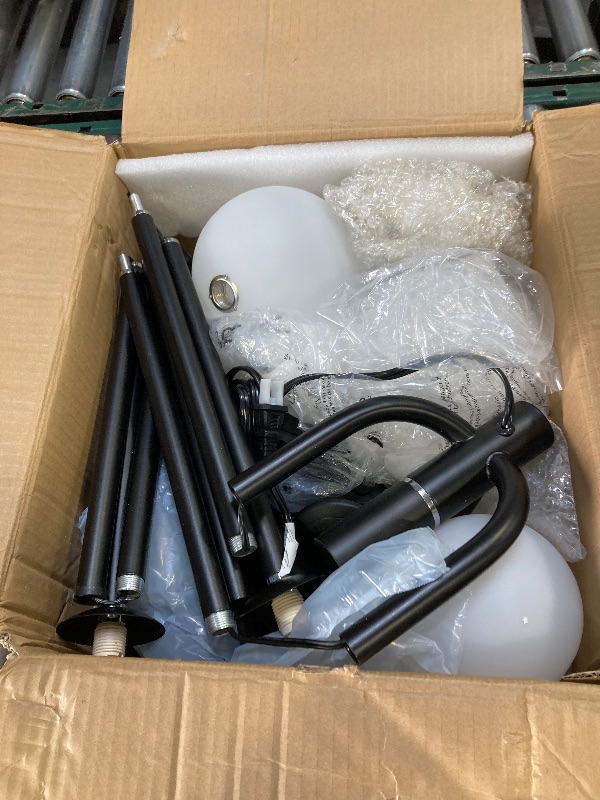 Photo 1 of 3 BULB LAMP 