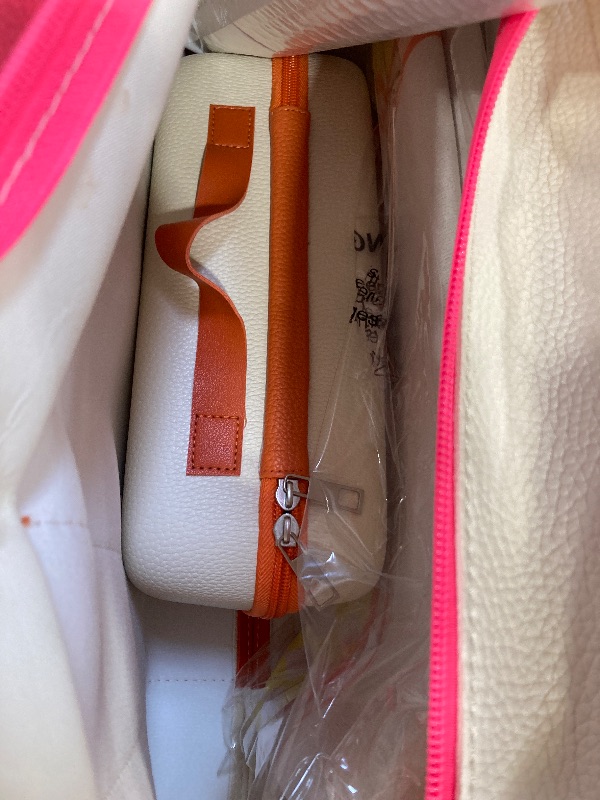 Photo 2 of Deluxe Acrylic Mahjong Starter Kit
