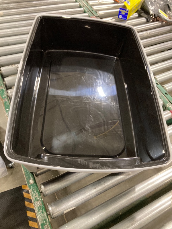 Photo 1 of IRIS USA XX-Large Cat Litter Box, Open Top Extra Large Litter Box for Big Cats and Multi-Cat Households, High Sided Scatter Shield, Easy to Clean, 30"L x 20"W x 14"H, Black
