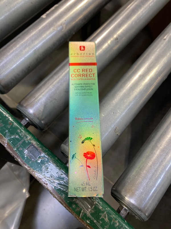 Photo 1 of Erborian CC Red Correct - Skincare-First Green Color Corrector with Centella Asiatica, Illuminating Color Corrector with Redness Coverage & SPF 25 - Cica, Korean Skincare, 1.5 Oz