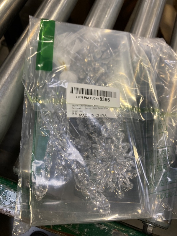 Photo 1 of  Christmas Tree Decoration Crystal Ornaments - Hanging Acrylic Christmas Snowflake Icicle Drop Crystal Ornaments for Xmas Tree Winter New Year Party Supplies