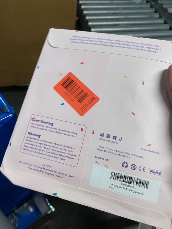 Photo 1 of ***FACTORY SEALED***HOUSE OF PARTY Hocus Pocus Decoration - Halloween Banner & Black Cat Balloon - Perfect Indoor Halloween Party Decoration with Witch & Black Cat Designs