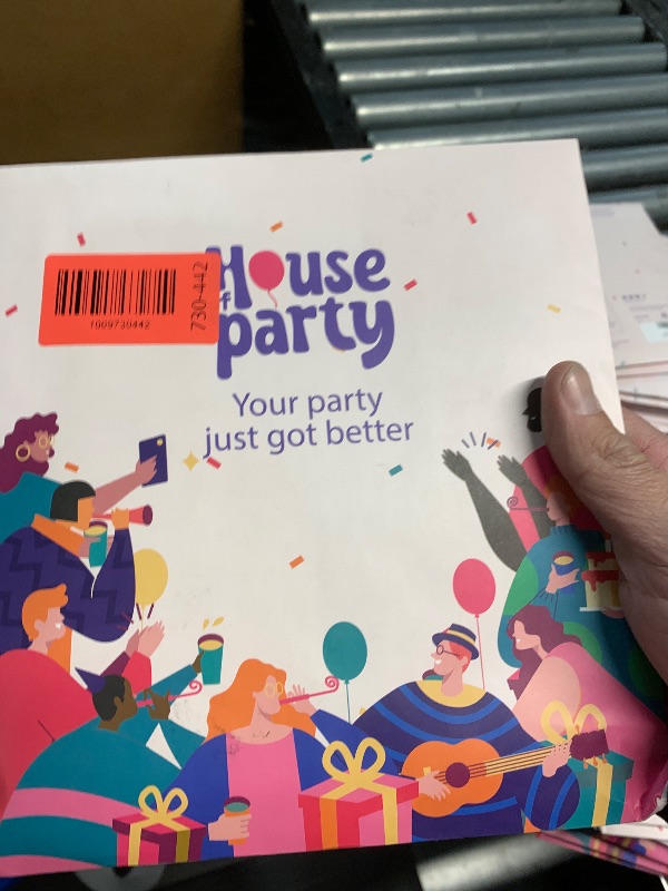 Photo 1 of ***FACTORY SEALED***HOUSE OF PARTY Hocus Pocus Decoration - Halloween Banner & Black Cat Balloon - Perfect Indoor Halloween Party Decoration with Witch & Black Cat Designs