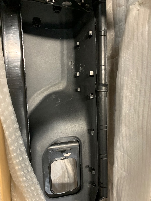 Photo 4 of KUIPERAUTO Black Rear Step Bumper Assembly Compatible for 2000-2006 Toyota Tundra Pickup with LED Square Light Steel Complete Back Bumpers