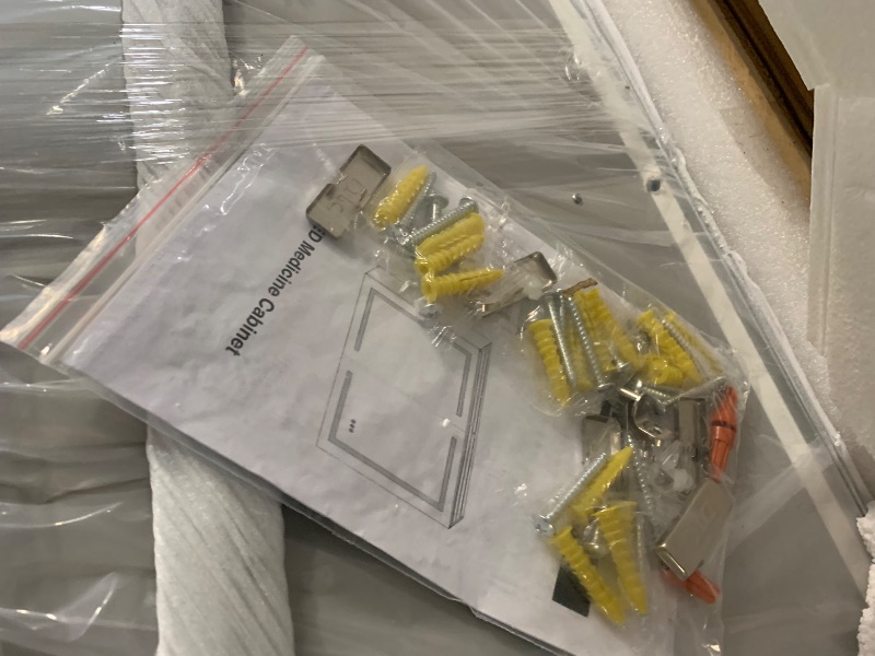 Photo 1 of (back of mirror damaged) **TRUCK/TRAILERPICK UP ONLY)

SHYWENHSIU 60"x32" Medicine Cabinet Mirror, LED Lighted Medicine Cabinet with Electrical Outlet?USB, Anti-Fog, 3 Colors Temperature Stepless Dimmable, Aluminum Cabinet for Storage and Mordern Decor