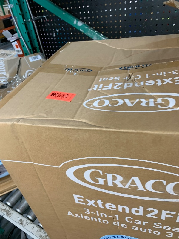 Photo 1 of Graco Extend2Fit 3-in-1 Convertible Baby Car Seat, Rear and Forward Facing, Adjustable Extension Panel for Extra Legroom, Ashten