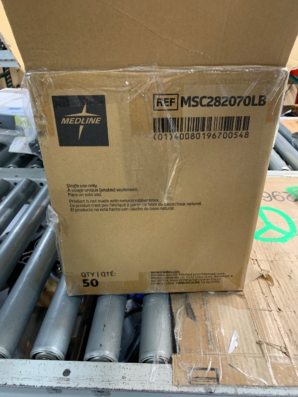 Photo 1 of ***(BOX HAS BEEN OPENED NOT PACKAGING INSIDE)***Medline Super Absorbent Underpad, 36" x 36", 50 Count, Extra Large Disposable Incontinence Pads, Protective Bed Pads, Chucks, For Kids, Adults, Elderly, Furniture & Surface Protection Pee Pad