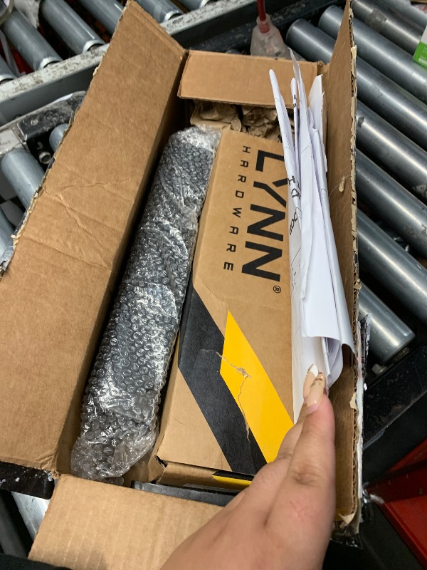 Photo 1 of (used item) LYNN HARDWARE Extra Heavy Duty Commercial Door Closer