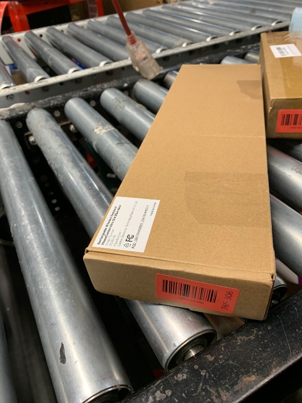 Photo 1 of ***(MINOR DAMAGE/ SEE NOTES FOR DETAILS)***TUXIFPKU Wireless Keyboard and Mouse Combo - Ultra Slim- 2.4GHz Wireless Connection-Adjustable 1600 DPI Compact Silent Full Size Keyboard and Mouse Set for PC, Laptop (Blue-Black)