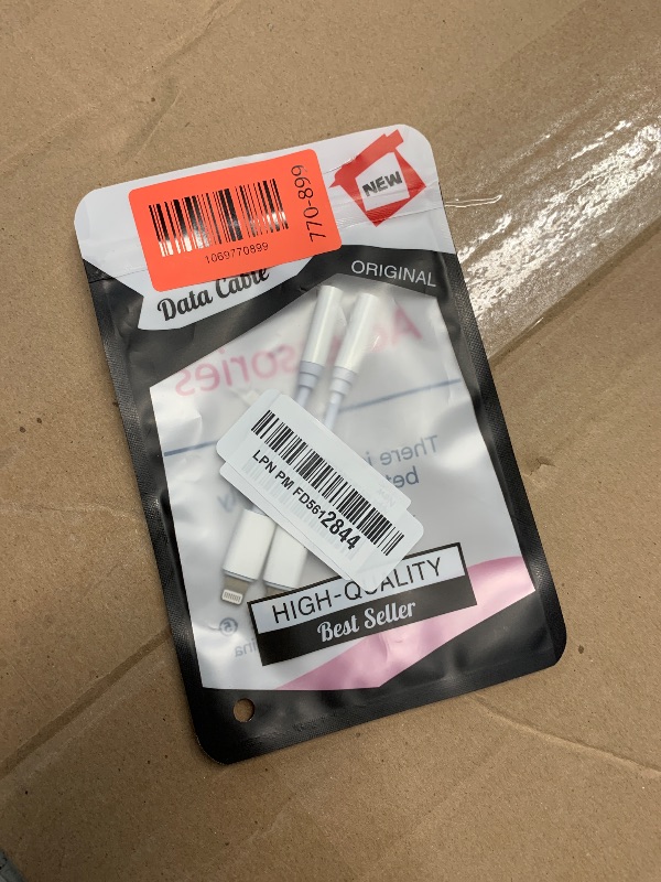 Photo 1 of [Apple MFi Certified] Apple Lightning to 3.5 mm Headphone Jack Adapter for iPhone, 2 Pack iPhone 3.5mm Aux Audio Adapter Converter Cable Dongle Compatible for iPhone 14 13 12 11 Pro Max XS XR X 8 7 6