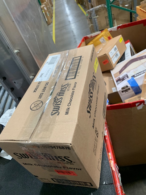 Photo 1 of **Only 4** Christmas & Floral Hand Towels 8-Pack Cotton Bundle, Cute Green Towels for Bathroom Kitchen Spa Holiday Winter Decor Gifts, Super Soft Absorbent Towel