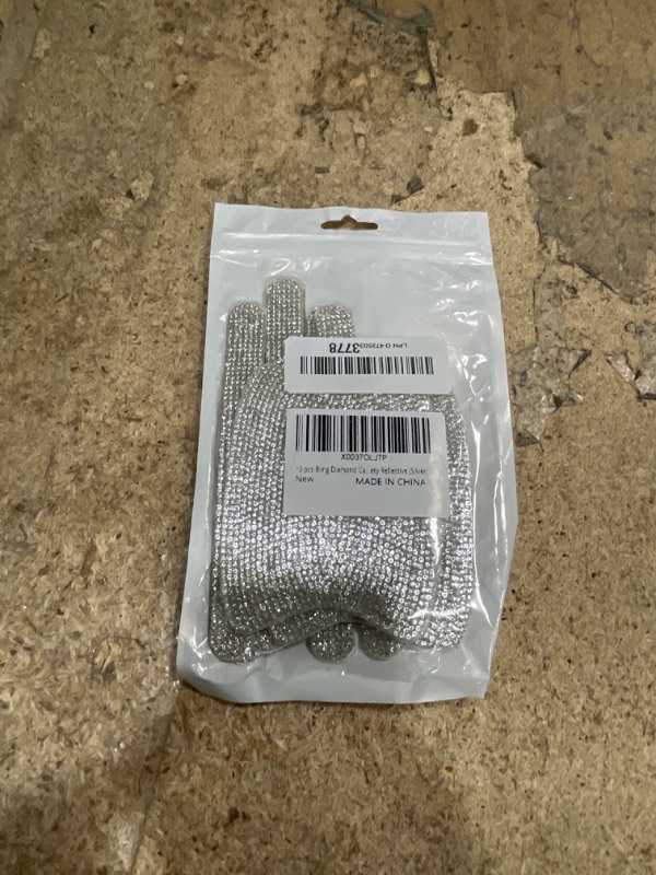 Photo 1 of 10 pcs Bling Diamond Car Door Handle Stickers, Bling Car Accessories for Women, Universal Rhinestone Crystal Glitter Door Handle Protector Stickers and Decals, Scratch Safety Reflective (Silver)