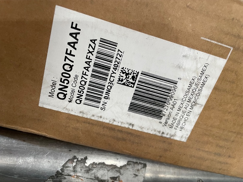 Photo 1 of ***DAMAGED SCREEN, BROKEN, FINALE SALE **50' Class Q7F Series 4K Vision AI Smart TV - QN50Q7FAAFXZA