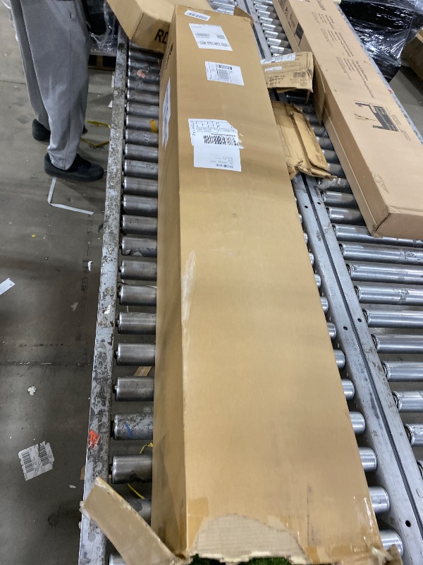 Photo 1 of ***Missing Accessories*** Bltend Dual-Turf Golf Mat: 5x5ft 31MM Thick Heavy-Duty Golf Hitting Mats Practice Indoor, Elite Artificial Turf Mat with 9 Balls, 8 Tees for Driving, Swing in Backyard/Garage/Basement/Simulators