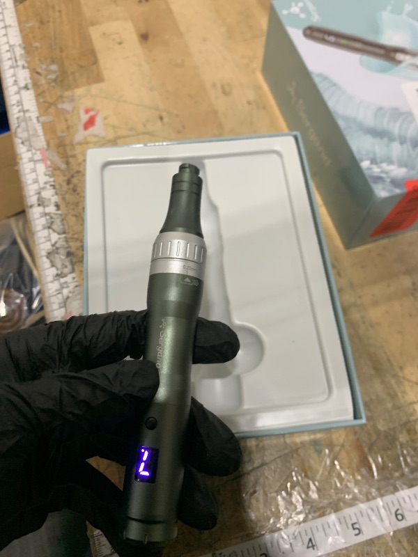 Photo 1 of 0.25mm Derma Roller Pen